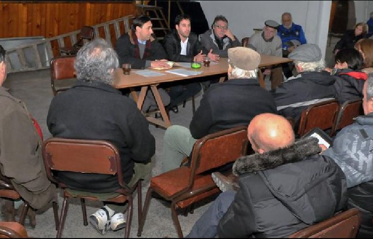 reunion-con-clubes-de-barrio-01-1