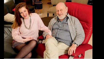 “NO DEBEMOS HABLAR DE LES LUTHIERS EN PASADO”, DIJO.