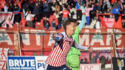 Julián Navas sentencia el partido en favor de Los Andes. Julián Navas sentencia el partido en favor de Los Andes.