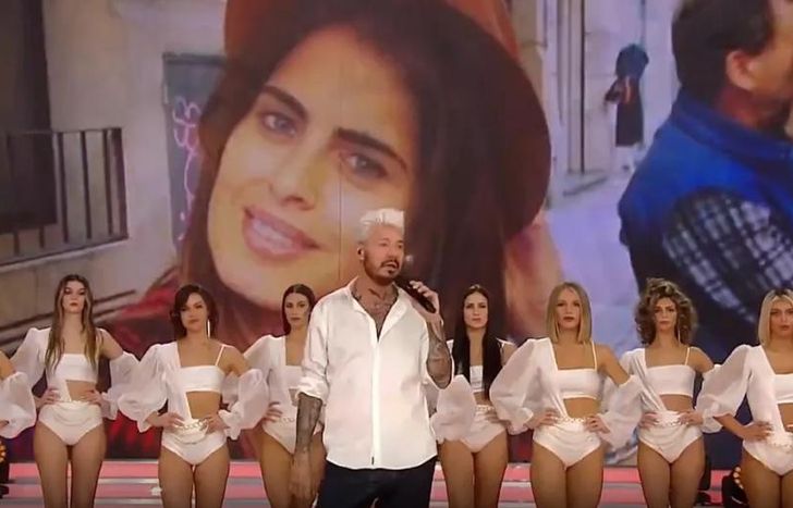 Justificó y pidió disculpas a quienes lo criticaron por no nombrar a la actriz en el primer programa.