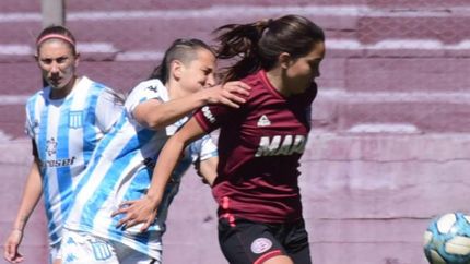 Las Granates ya están lista para el debut. Las Granates ya están lista para el debut.