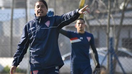 Salomón pidió tres refuerzos para el Clausura. Salomón pidió tres refuerzos para el Clausura.