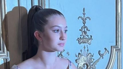 asi fue el debut como modelo de indiana, la hija de nicole y cubero