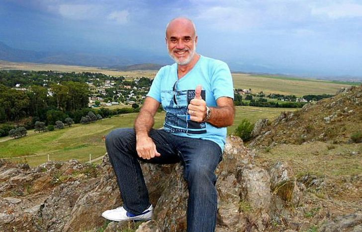 Para Raúl es un honor tener el puesto de cuidador de la plaza.