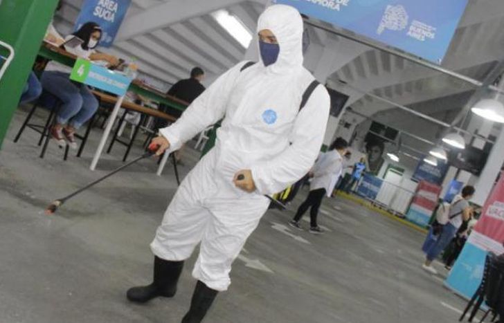 Continúan los controles y las tareas de desinfección.