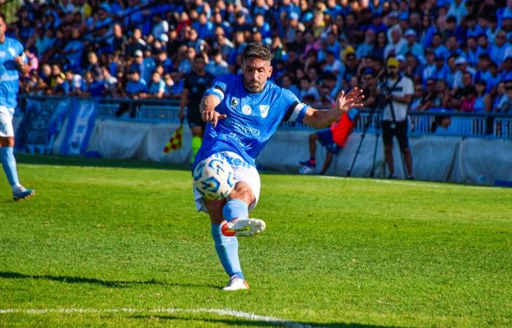 Gabriel Hauche, uno de los ídolos que regresaron a Temperley.