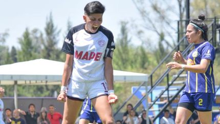 Brenda Varela marcó un hatt-trick. Brenda Varela marcó un hatt-trick.