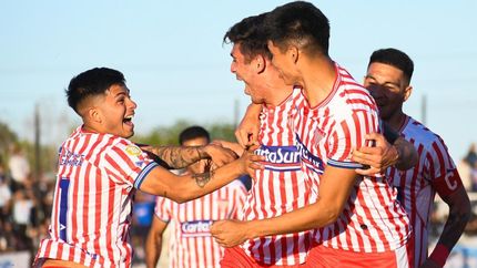 Los Andes busca nuevo entrenador. Los Andes busca nuevo entrenador.