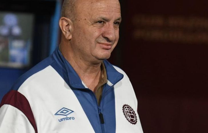 Nicolás Russo, presidente de Lanús, opinó sobre el andar del equipo.