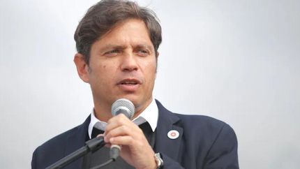 Axel Kicillof recibió a representantes de la cultura y los defendió ante las políticas de Javier Milei.