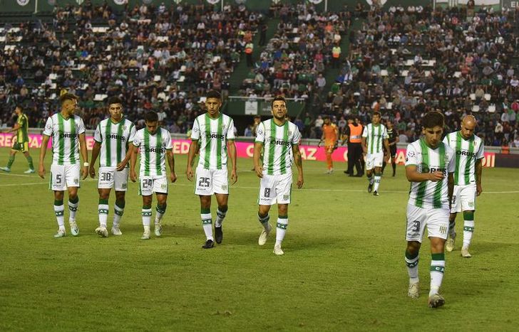 Banfield debe levantar cabeza para no seguir bajando lugares en la tabla.