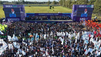 Axel Kicillof lanzó su espacio político con fuertes críticas a Javier Milei.