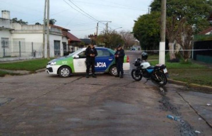 Lo asesinaron delante de su novia.