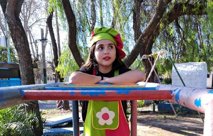 Rebeca disfruta de ver reír a la gente.