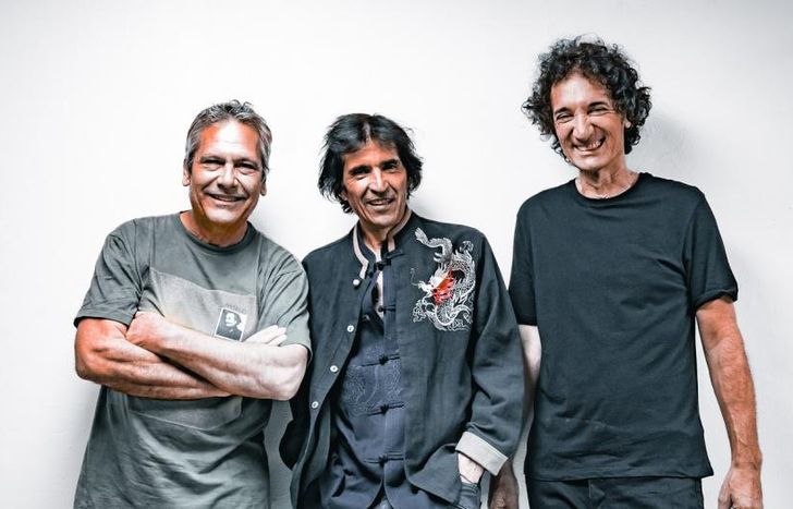 La banda, con nueva formación.