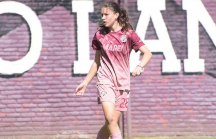 Martínez entró, hizo un gol y es historia.