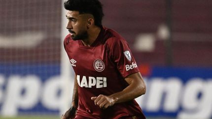 Nicolás Russo habló de la continuidad de Marcelino Moreno en Lanús.