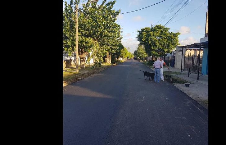 asfalto de la calle morazán, desde bolonia a amberes.