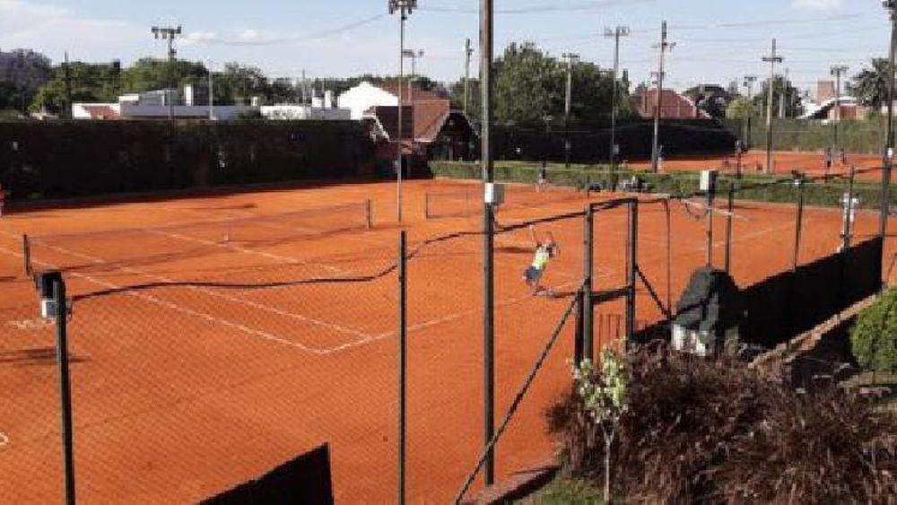 Comienzan a abrirse las actividades deportivas.