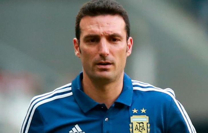 Scaloni trabaja en el rearmado del plantel para la doble fecha.
