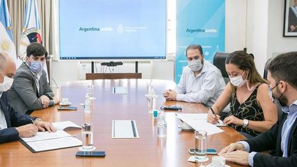 lomas: conectaran los parques y las estaciones con una red de ciclovia