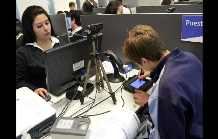 el CDR CUENTA CON TODAS LAS FACILIDADES PARA LA ATENCIÓN AL PÚBLICO.