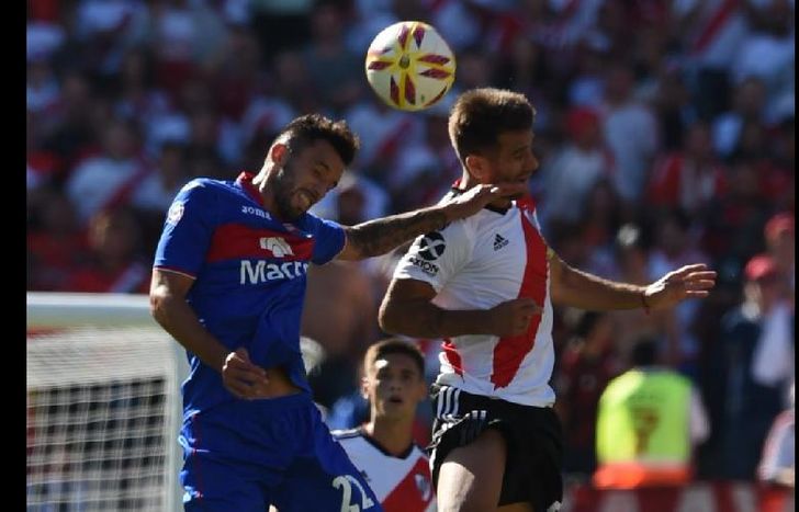 River, con muchos pibes, fue un duro escollo para Tigre.