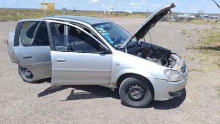 El auto robado en Lomas.