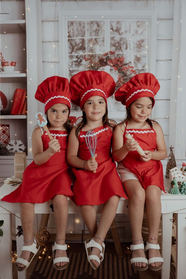 Victoria, Julieta y Delfina tiene 5 años. 