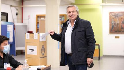 alberto voto en la uca: hoy es un dia muy importante