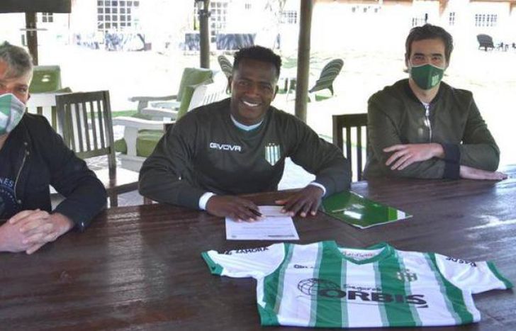 Mauricio Cuero ya es oficialmente nuevo jugador del Taladro.