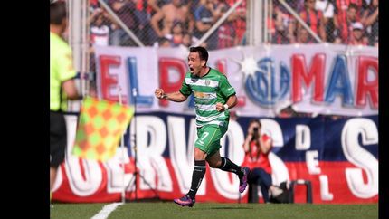 mouche se acerca a san lorenzo