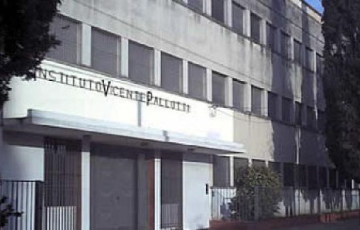 en suipacha y Zapiola.