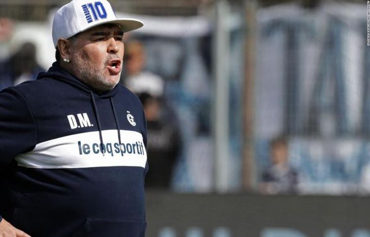 Maradona será operado de urgencia por un hematoma en la cabeza.