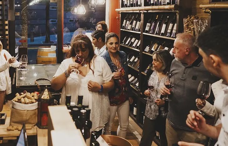 De la movida participarán bares y comercios de Lomas y Banfield.