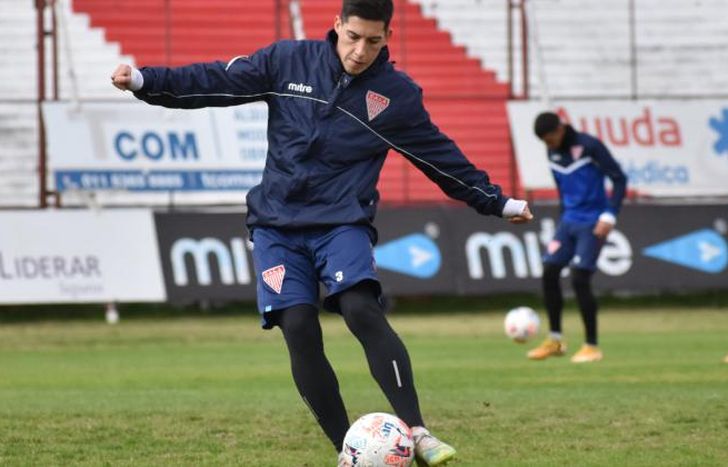 Vaca ya trabaja con pelota.