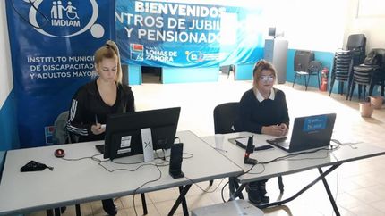 La actividad es coordinada desde la oficina de Adultos Mayores.