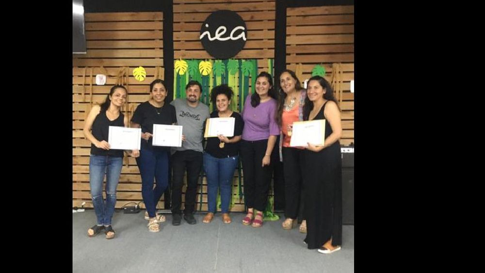 al finalizar la cursada se entrega una certificación.