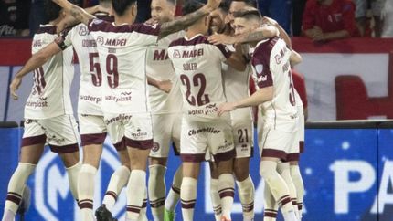 El lateral izquierdo anotó su penal ante el DIM.