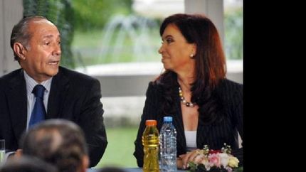 reves contra el gobierno: debera pagarle $15 mil millones a san luis