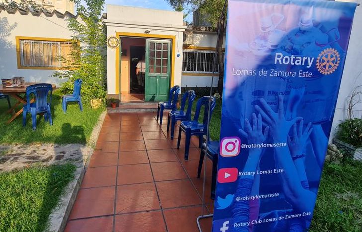 El domingo 26 en Almirante Brown 2163, Lomas.