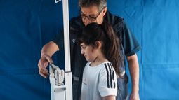 Los operativos de salud llegan a los distintos barrios de Lomas.