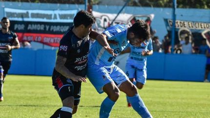 Celestes y Tricolores en amistosos de pretemporada.