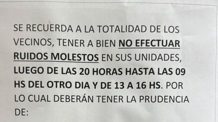 El papel con los inusuales pedidos.