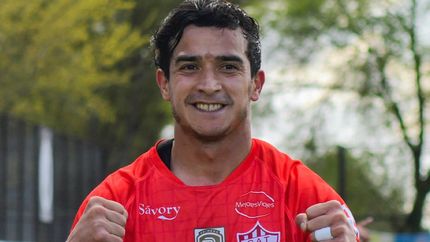 Matías Samaniego.abrió el marcador para Talleres de Escalada.