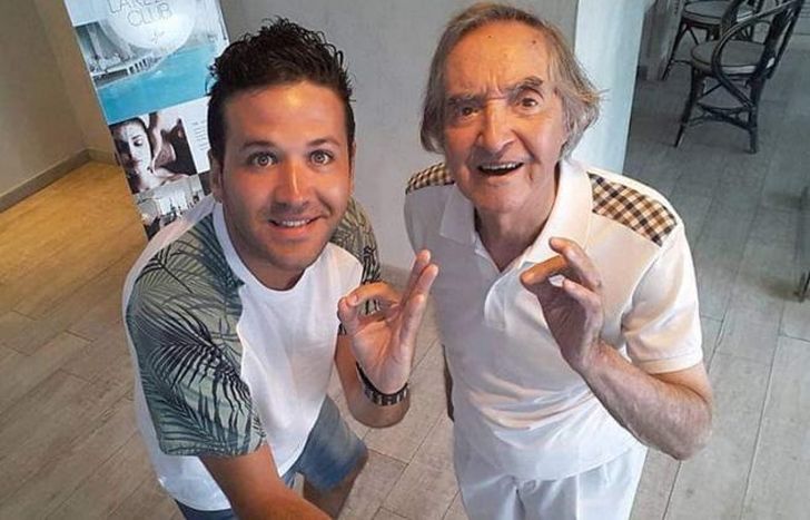 Alejandro junto a Carlitos Balá. Una amistad forjada desde la admiración.