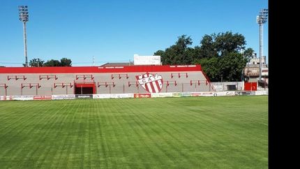 Se suspendió Talleres-Español por falta de garantías tras los incidentes fuera del estadio.