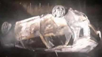 viajaban de lobos a lomas y su auto volco: murieron calcinados