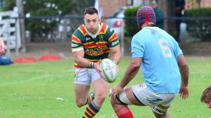 Carrusca aspira a pelear arriba con Lomas.