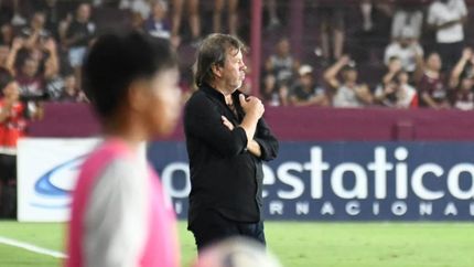 Ricardo Zielinski reconoció que Lanús perdió bien ante Newells. Ricardo Zielinski reconoció que Lanús perdió bien ante Newells.